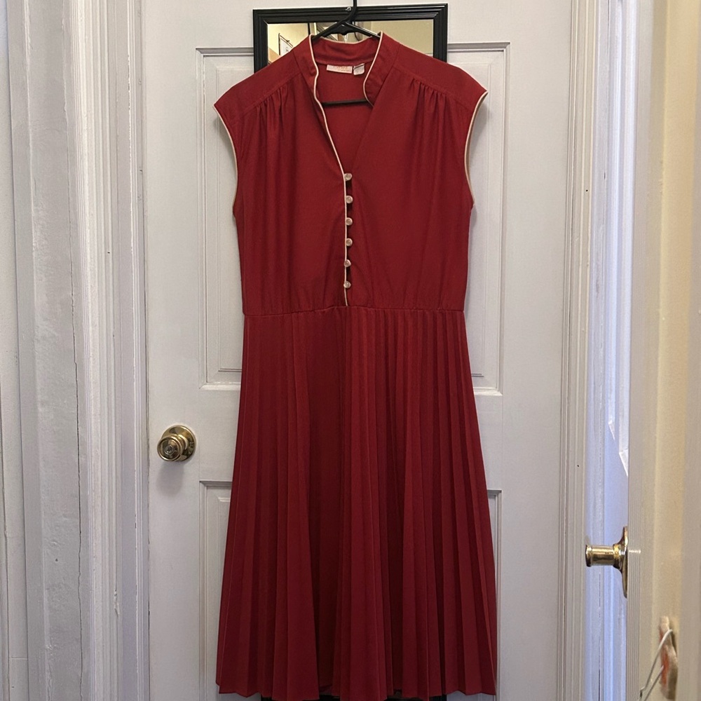 VINTAGE Red Sleeveless Dress